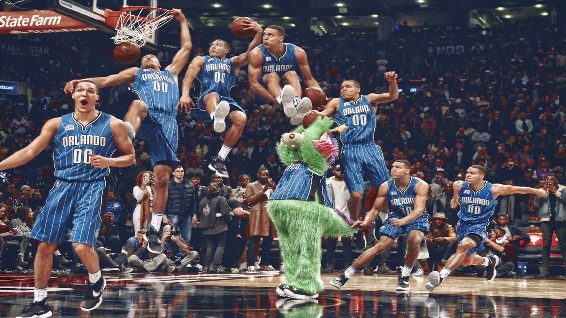 史上最“硬核”篮下争夺战：斯托亚科维奇在抢篮板时的拼搏让人敬佩！